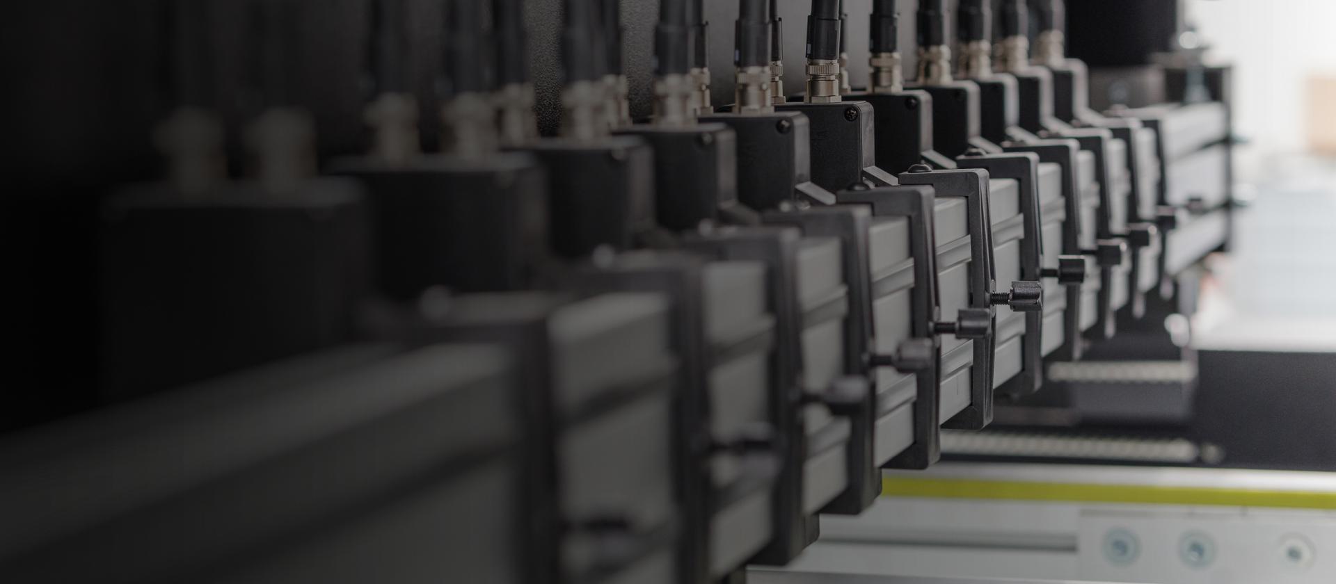 quality control device for ceramic products